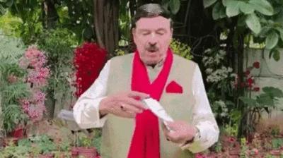 In Pakistan, the electricity-gas bill of the former home minister exceeded 2.5 lakhs