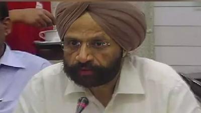 Diamonds and jewelery worth Rs 12 crore recovered from former IAS's house