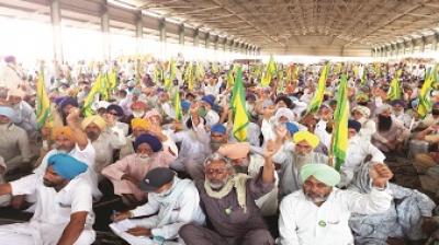 Farmers Protest against Bank System