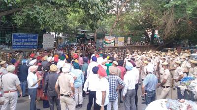 Ruckus at Directorate of Gurdwara Elections