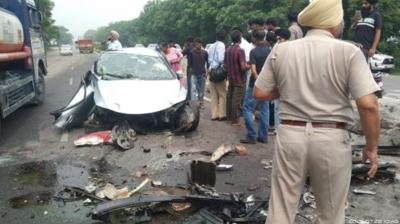Two Friends Returning From Chintapurni died Amritsar Road Accident