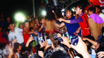 Crowd with SmartPhones