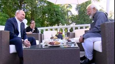 ਪ੍ਰਧਾਨ ਮੰਤਰੀ ਮੋਦੀ ਰੂਸ ਦੇ ਰਾਸ਼ਟਰਪਤੀ ਪੁਤਿਨ ਨਾਲ ਮੁਲਾਕਾਤ ਦੌਰਾਨ ਫਾਈਲ ਫੋਟੋ