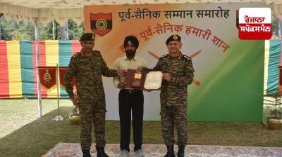 Former Sikh soldier Harjinder Singh's bravery saluted, honored by Army Chief