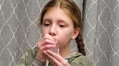 A 12-year-old girl made an edible water bottle