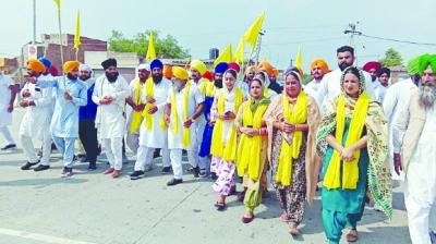 Five Singhs and five women from Haryana were arrested