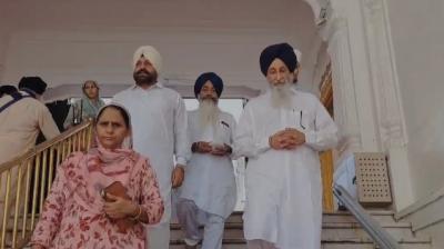 Adesh Partap Singh Kairon arrived at Sri Akal Takht Sahib