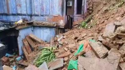 ਭਾਰੀ ਮੀਂਹ ਕਾਰਨ ਡਿੱਗੇ ਮਕਾਨ ਦੀ ਤਸਵੀਰ 