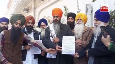 The Sikh organizations reached the Akal Takht Sahib and demanded the removal of Sukhbir Badal from the panth
