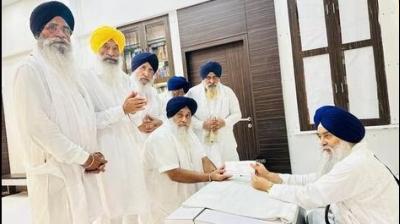 The 13 omissions shown by the 'rozana PSpokesman' have been ignored Panthak News