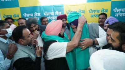 Former MLA from Amritsar South Harinder Singh Thekedar join PLC
