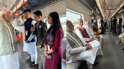 PM Modi travels in Ahmedabad Metro