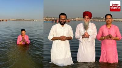 ਪੰਜਾਬ ‘ਆਪ’ ਪ੍ਰਧਾਨ ਅਮਨ ਅਰੋੜਾ ਪ੍ਰਯਾਗਰਾਜ ਮਹਾਂਕੁੰਭ ’ਚ ਇਸ਼ਨਾਨ ਕਰਦੇ ਹੋਏ 