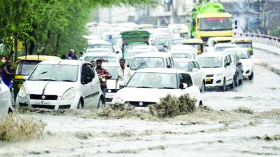 Delhi traffic impacted Due To Rain water on roads