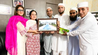 Sikh Muslim Sanjha delegation at Rozana Spokesman Office