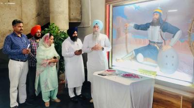  ਬਾਬਾ ਬੰਦਾ ਸਿੰਘ ਬਹਾਦਰ ਨੂੰ ਸ਼ਰਧਾਂਜਲੀ ਭੇਂਟ ਕਰਦੇ ਹੋਏ ਸਪੀਕਰ ਕੁਲਤਾਰ ਸਿੰਘ ਸੰਧਵਾਂ