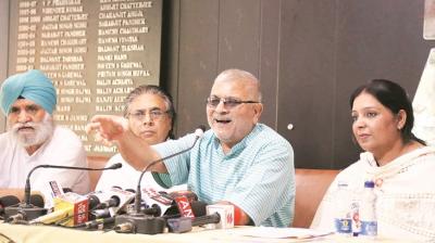 Dr Dharamvir Gandhi during a Press Conference  