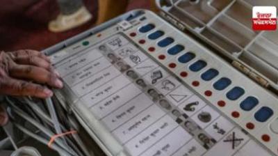 ਪੋਲ ਸਟਾਫ ਦੀ ਟ੍ਰੇਨਿੰਗ, ਈਵੀਐਮ ਦੀ ਵਰਤੋਂ ਅਤੇ ਈਵੀਐਮ ਵੋਟਿੰਗ 'ਤੇ ਕੀਤੀ ਗਈ ਮੌਕ ਡ੍ਰਿਲ ਦੀ ਸਫ਼ਲ ਸਿਖਲਾਈ