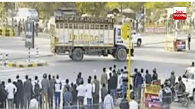 Failure in the security of the Vice President, a truck full of cylinders rammed into the caravan