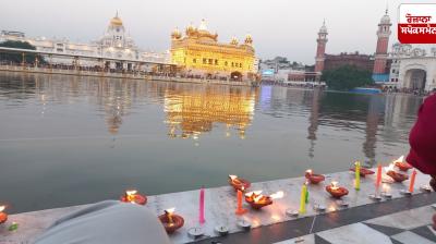 Deepamala and fireworks at Darbar Sahib on the occasion of the birth anniversary of Sri Guru Nanak Dev Ji