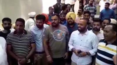 Mohit Rampal and Grewal met the Commissioner of Police Sukhchain Singh Gill