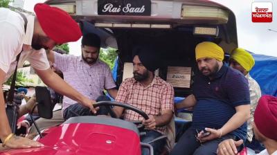 ਈਟੀਓ ਨੇ ਅਜਨਾਲਾ ਵਿਧਾਨ ਸਭਾ ਅਧੀਨ ਪਿੰਡ ਗੱਗੋ ਮਾਹਲ ਵਿਖੇ ਪਸ਼ੂਆਂ ਲਈ ਚਾਰੇ ਦੀ ਕੀਤੀ ਸੇਵਾ  