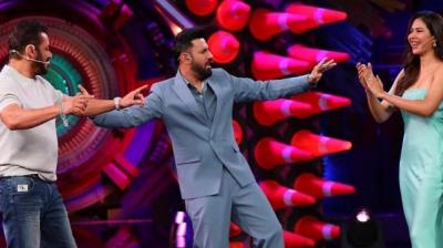  Gippy Grewal and Sonam Bajwa arrived on the set of 'Bigg Boss OTT 2'