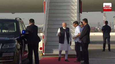 Modi returns from Saudi Arabia after terror attacks in Kashmir