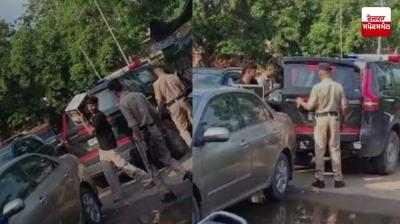 ਹਿਮਾਚਲ ਦੇ ਵਰਦੀਧਾਰੀ ਠੇਕੇ ਤੋਂ ਸ਼ਰਾਬ ਖ਼ਰੀਦਣ ਵਾਲੇ 4 ਪੁਲਿਸ ਮੁਲਾਜ਼ਮ ਮੁਅੱਤਲ