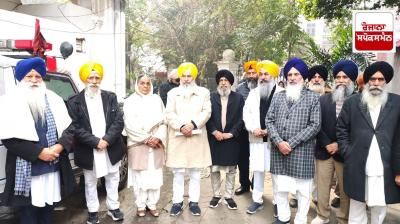 Shiromani Akali Dal rebel leaders met Jathedar Giani Raghbir Singh
