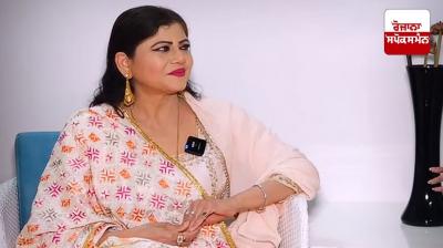 Punjabi singer and actress Amar Noori received a threat through a phone call