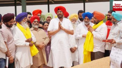 Cabinet Minister Dhaliwal visits the markets of Ajnala constituency