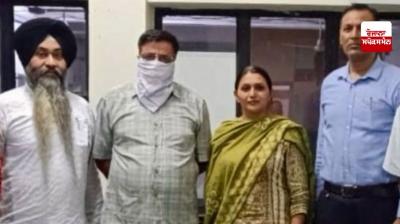 ਵਿਜੀਲੈਂਸ ਵੱਲੋਂ ਏਐਸਆਈ 15000 ਰੁਪਏ ਦੀ ਰਿਸ਼ਵਤ ਲੈਂਦਾ ਰੰਗੇ ਹੱਥੀਂ ਕਾਬੂ 