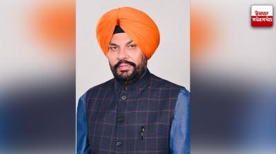 23200 CRM to the farmers to stop the incidents of stubble burning. Machines provided by: Kuldeep Singh Dhaliwal