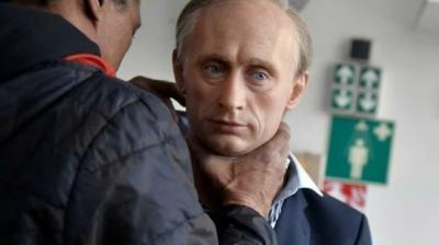 Putin's wax statue removed from Paris museum