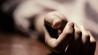 4 die as car collides with truck