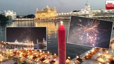 Fireworks adorn the sky around the illuminated Darbar Sahib Amritsar on the occasion of ‘Parkash Purab’