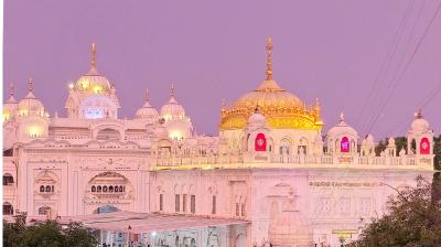 ਤਖਤ ਸੱਚਖੰਡ ਸ੍ਰੀ ਹਜ਼ੂਰ ਅਬਿਚਲਨਗਰ ਸਾਹਿਬ 