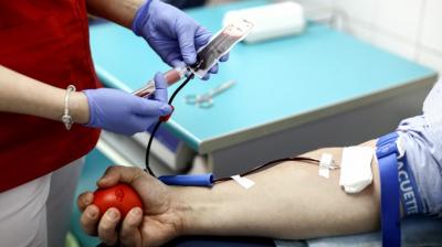 Donating blood reduces the risk of heart attack by 88% News in punjabi 
