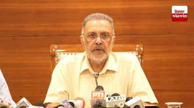  ਸਿਹਤ ਮੰਤਰੀ ਡਾ. ਬਲਬੀਰ ਸਿੰਘ ਜਾਣਕਾਰੀ ਦਿੰਦੇ ਹੋਏ 