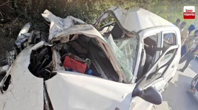 Alto car collides with trailer, two killed