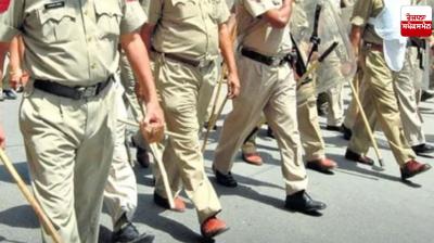 police arrested 76 drug smugglers along with 2.3 kg heroin, Rs 1.5 lakh in drug money.