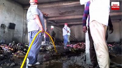 ਕੋਲਡ ਡਰਿੰਕ ਅਤੇ ਕਨਫੈਕਸ਼ਨਰੀ ਦੇ ਗੁਦਾਮ ਨੂੰ ਲੱਗੀ ਭਿਆਨਕ ਅੱਗ