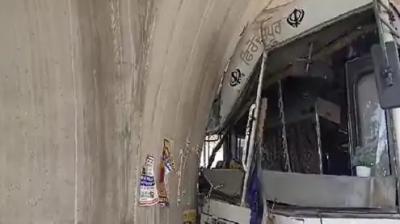 In Ludhiana, the bus collided with a pole, the belt broke and became uncontrollable