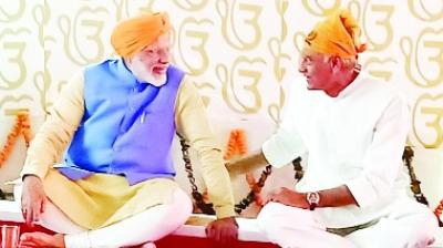 Sunil Jajhar With Narendra Modi 