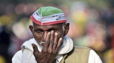 Sanjay Sathe, onion producer