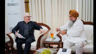 Kevin Kelly & Kultar Sandhwan 