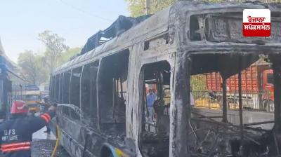 DTC electric bus catches fire on MB Road in Delhi, burnt to ashes in a few minutes