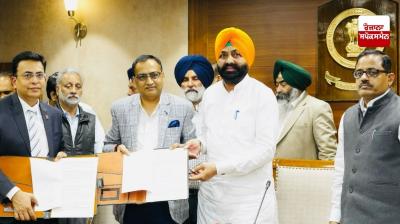 ਟਰਾਂਸਪੋਰਟ ਮੰਤਰੀ ਲਾਲਜੀਤ ਭੁੱਲਰ ਦੀ ਹਾਜ਼ਰੀ ’ਚ ਸਰਕਾਰੀ ਬੱਸਾਂ ਨੂੰ ਡੀਜ਼ਲ ਦੀ ਸਪਲਾਈ ਲਈ I.O.C. ਨਾਲ ਸਮਝੌਤਾ ਸਹੀਬੱਧ