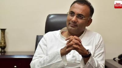 Savarkar ate meat, he was not against cow slaughter Dinesh Gundu Rao